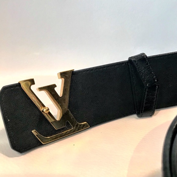Authentic Louis Vuitton Belt 40MM, M9475, 90/36 - Picture 2 of 5